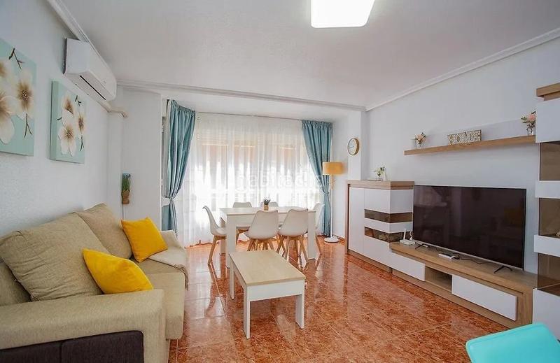 Foto b1ac7515-6700-4ac6-82d3-b1a80fe517d7. Miete appartement in calle bergantin 37 in Avenida Habaneras - Curva de Palangre Torrevieja