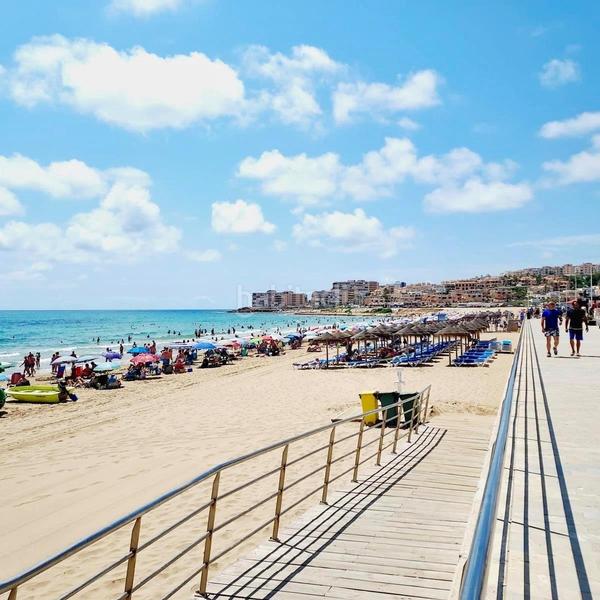 Foto 77a9c5e5-a902-42c2-b11c-c925b5385a04. Piccolo appartamento in n/a in Los Europeos Torrevieja