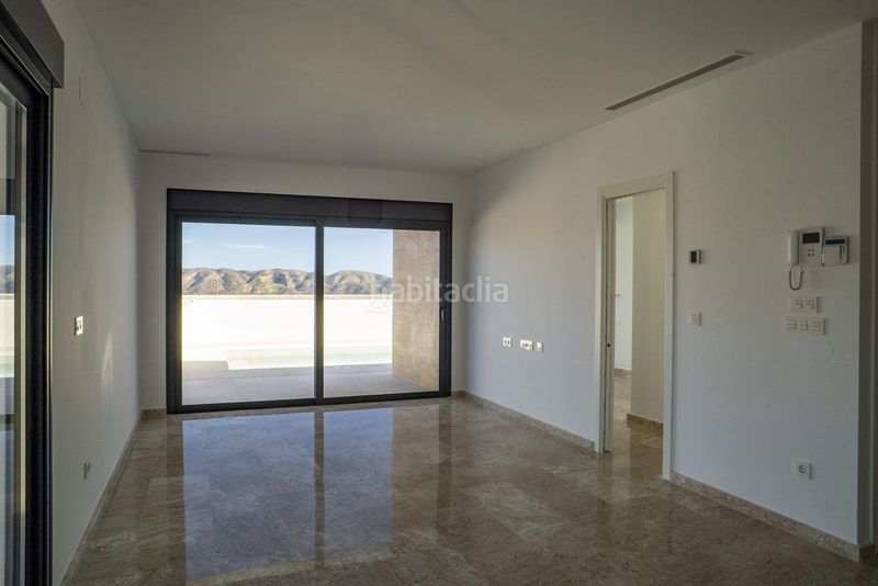 Foto 9f5ad5b6-2d33-4739-b4c1-4995c7fe68a0. Casa en n/a en Coloma Nucia (la)