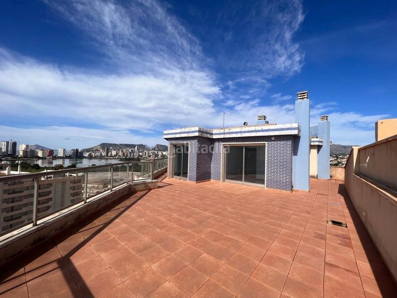 Foto 6581b33d-8115-4ad2-b0b1-e243f02e51a3. Penthouse in n/a in Zona Levante - Playa Fossa Calp