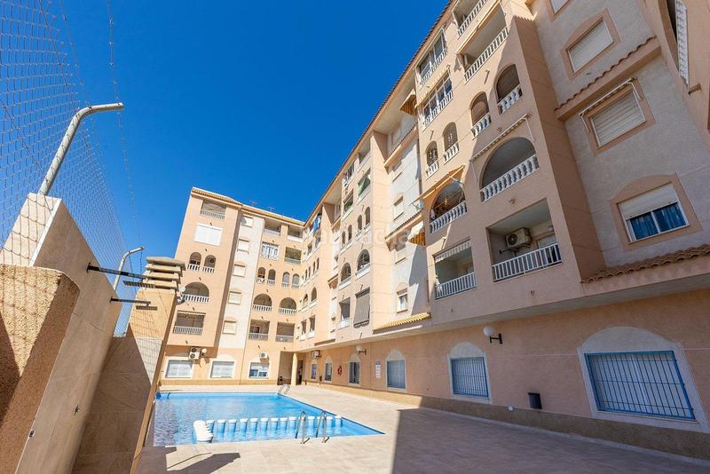 Foto fa37f59b-6243-4823-af0d-3eca5d79618f. Penthouse in n/a in El Molino Torrevieja