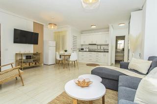 Ground floor in Calle SAN EMIGDIO 8