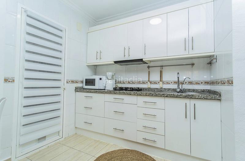 Foto eb32f04d-e3e6-466d-9c24-4e12e0730d04. Affitto piano terra in calle san emigdio 8 in El Molino Torrevieja