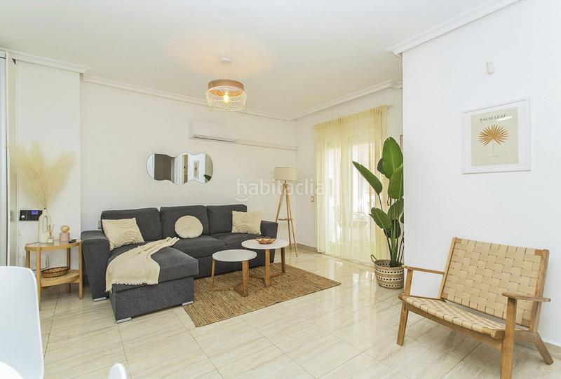 Foto 45799c60-62e0-4856-8c49-c8ff0dbaf9ea. Location rez-de-chaussée dans calle san emigdio 8 dans Torrevieja