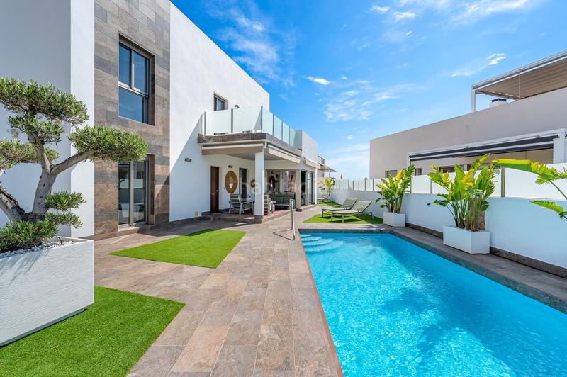 Foto 1c817279-2ab5-4727-a807-11cb2c6aafa1. Casa a n/a a Los Almendros Orihuela