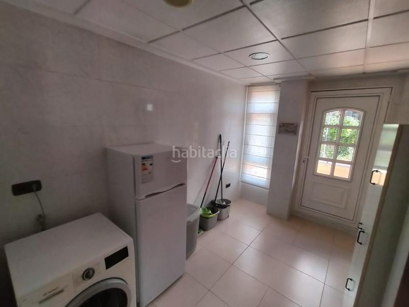 Foto f3084cd4-476c-4b07-be0b-6a09df7dd78d. Casa en n/a en Centro Elda