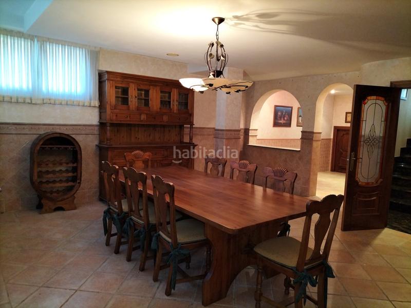 Foto 434719f2-8ca8-4ce2-9fc3-4bc008fe7da8. House in n/a in Centro Elda