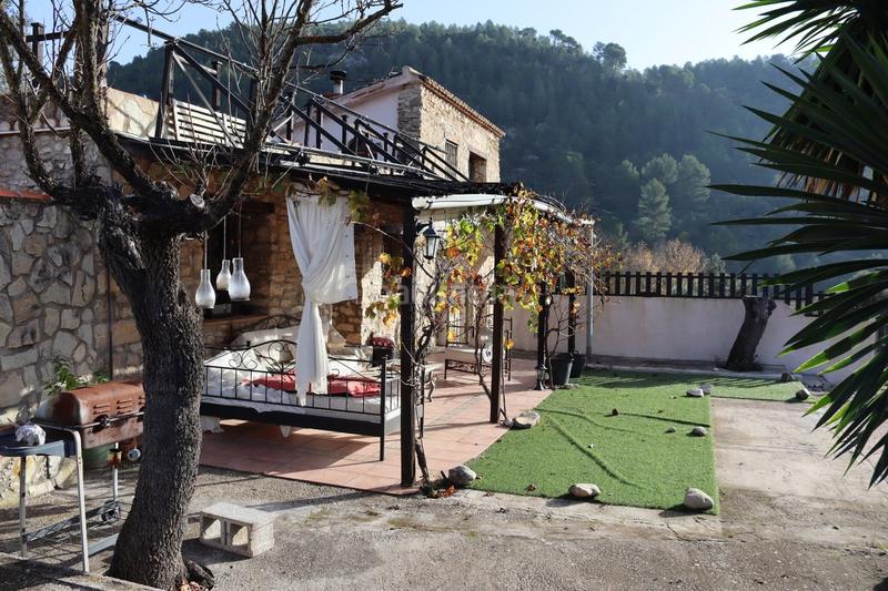 Foto 3024f7dd-fea6-47d6-b8db-f07322304e60. Casa en n/a en Castell de Castells