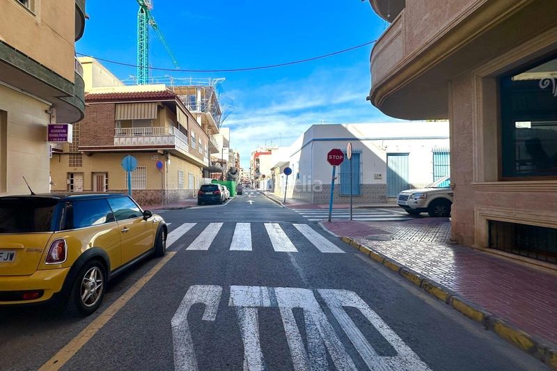 Foto fd13bf46-3bac-4ab8-aaef-f919a8b101fe. Àtic a n/a a Puerto Deportivo Torrevieja