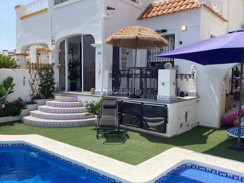 Foto 0c9cc84b-540c-489b-b1bd-dd8b176ebd86. House in n/a in Lomas de Cabo Roig - Los Dolses Orihuela