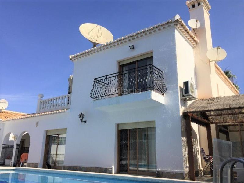 Foto 4f870544-0cdf-4b62-91c8-de79c4478c31. Country house in n/a in Zona Carrefour - Urbanizaciones Torrevieja