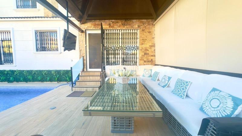 Foto 6386e91b-f65f-4636-a560-b0860c5630e9. Casale in n/a in La Zenia Orihuela