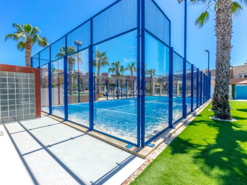 Foto 4c5b1ad9-0560-4a16-9557-f78064b8820a. Apartment in n/a in Parque Acuático - Sector 25 Torrevieja