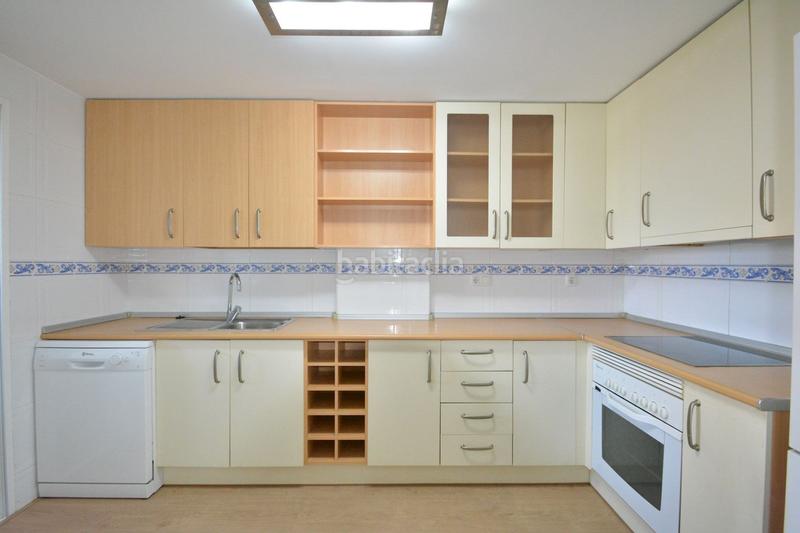 Foto ea6bb8f7-be41-49d9-8e37-ed9c503551a1. Appartement in n/a in Puerto Deportivo Guardamar del Segura