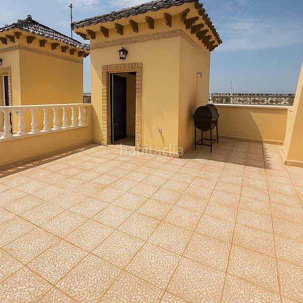 Foto b9ed38af-d856-4208-b17a-b8f40ae600c2. Duplex in n/a in La Florida Orihuela