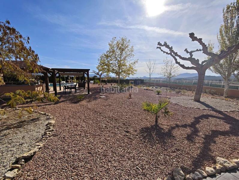 Foto e5db4e0a-7ead-49c0-be2b-46e7b2418329. House in n/a in Sax