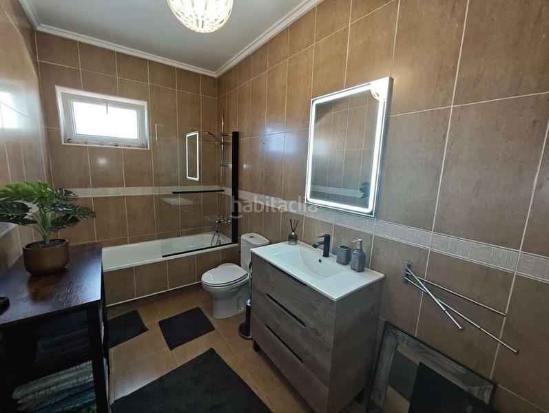 Foto 8bf7c952-3ed1-4925-9aef-f9c2a135b6d1. Maison dans n/a dans Sax