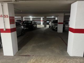 Parking voiture à N/a