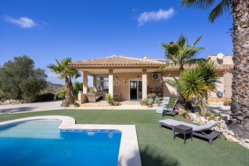 Foto 9e860354-e9bd-4f27-889a-a42f2b556e66. Casa a n/a a Jumilla