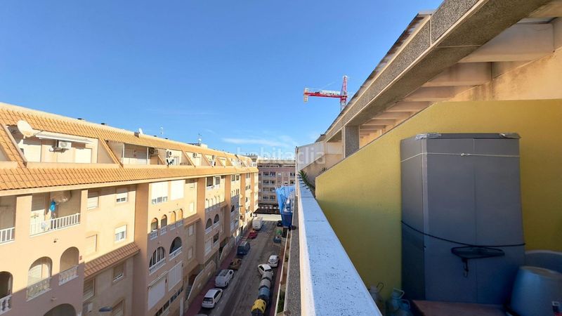 Foto e7e2d0a6-ed77-43f0-ba9b-ac4a7e635114. Àtic a n/a a Parque de las Naciones Torrevieja