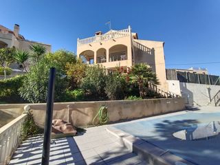 House in N/a