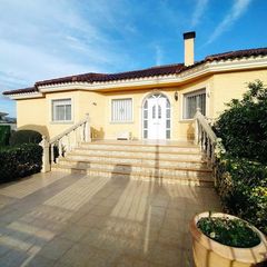 House in N/a