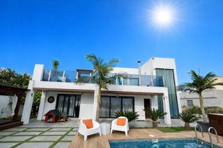 House in N/a