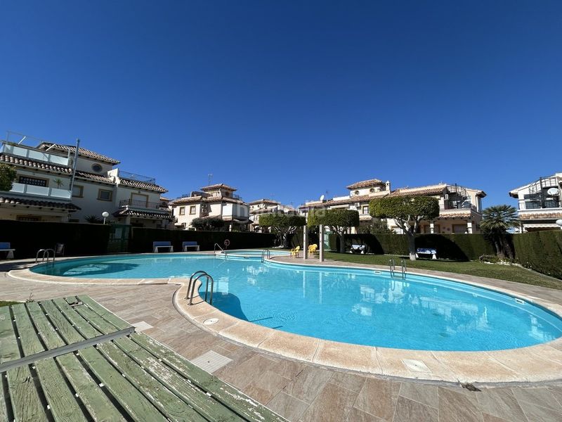 Foto fac45c98-743a-442f-ac32-175db4ad8a02. Àtic a n/a a Playa Flamenca Orihuela