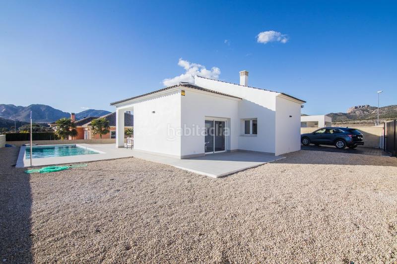 Foto b538f4b9-95d1-451a-ac3d-dd07b06e08da. Casa en n/a en Pinoso