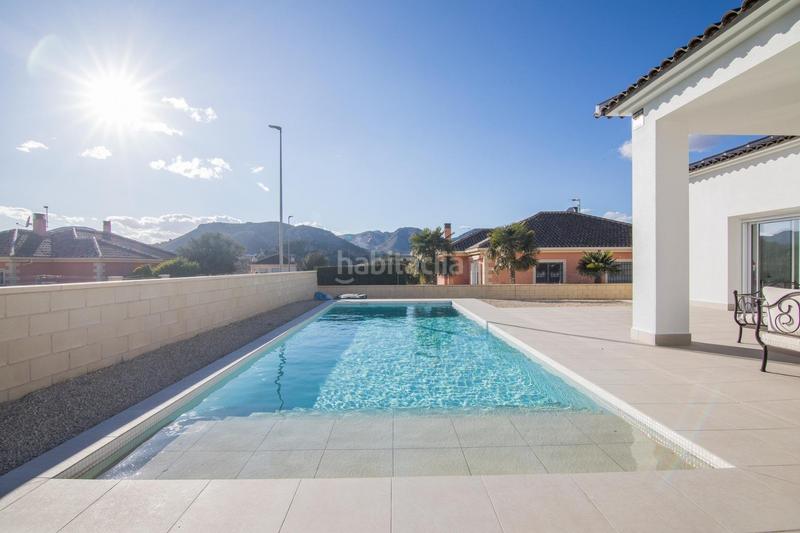 Foto cd847389-e381-4b0f-a66d-6e546d62ec56. Casa en n/a en Pinoso