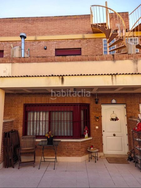 Foto e6a2eaf3-c1cc-433b-867d-be9f682a1ac0. Dúplex amb calefacció piscina a Benferri
