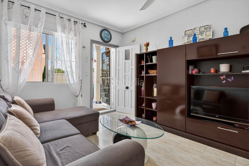 Foto ff6e0c51-864e-4310-a89a-116378b12d8a. Apartamento en n/a en La Florida Orihuela
