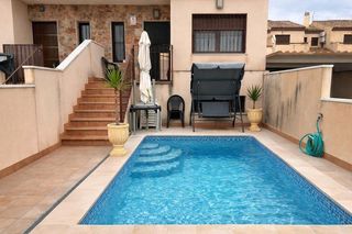 Semi detached house in N/A