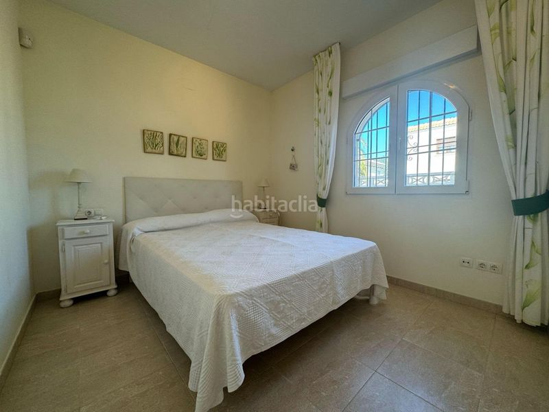 Foto 29a6bc8a-c4b2-436e-befc-f0ea2fb7ba99. Casa a n/a a Playa Flamenca Orihuela