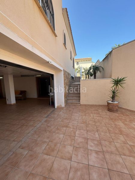 Foto e2d5607f-3613-457d-8c32-f9be8a8e1261. Casa a n/a a Playa Flamenca Orihuela