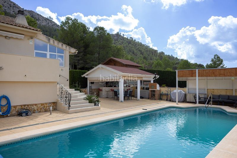 Foto 72167487-56e6-4436-898e-aebf4e472238. Casa amb piscina a Jumilla