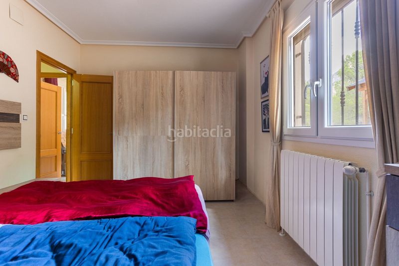 Foto a847ca97-b084-4f7f-8605-e3468ea1db5d. Casa amb piscina a Jumilla