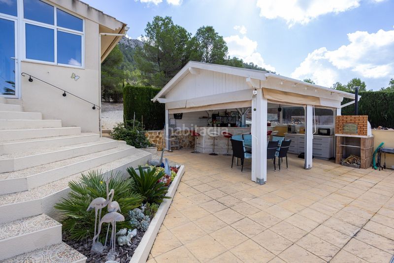 Foto f7137e8f-3e0b-407f-9a89-b9a2a54cf986. Casa amb piscina a Jumilla