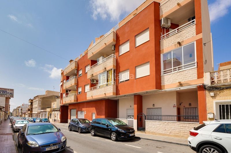 Foto f0ca9498-8eb3-4bae-996d-763a59781ab3. Àtic a n/a a El Molino Torrevieja