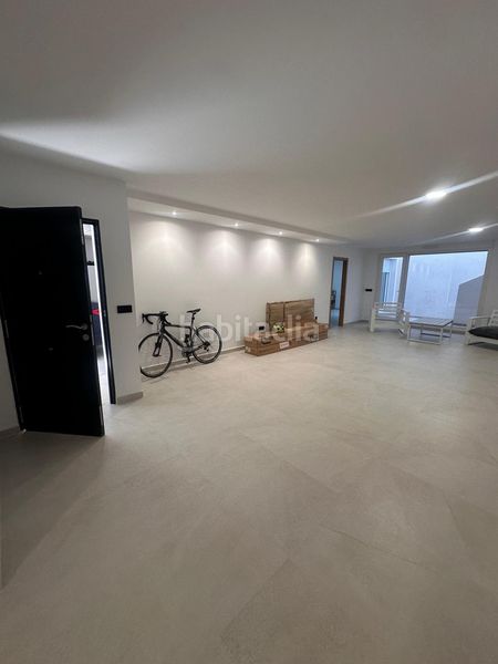 Foto 48880a37-4234-4d1f-8f87-121d35fff078. Casa a n/a a Cortes-Huertas Madrid