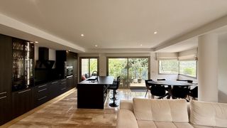 Apartment  N/a