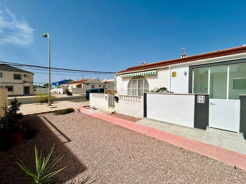 Foto 27845bd5-1084-486d-b18b-c58664edd329. Casa a n/a a Algorós - El Derramador Elche / Elx