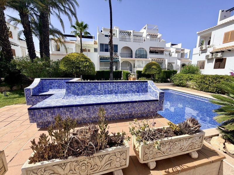 Foto dd43c125-5c00-4d4b-a0d6-3ada5e6bf42b. Àtic a n/a a Rojales hills - rosa bungalows Rojales