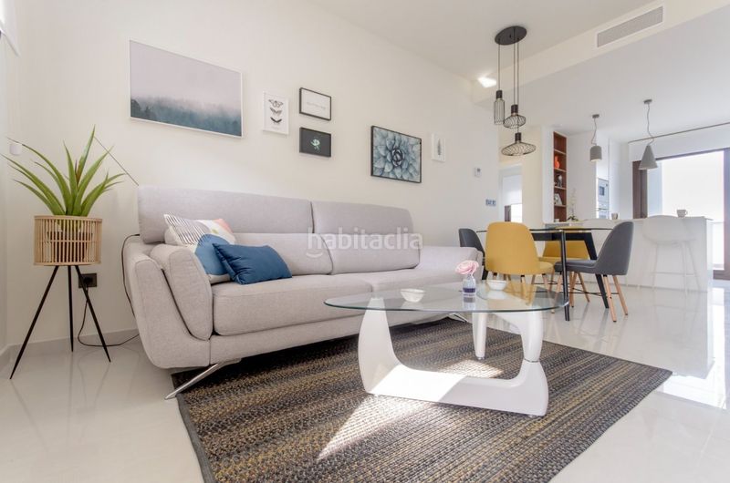 Foto cd35a24a-988e-46a5-88b5-765f8cdf39b1. Casa a n/a a Los Balcones-Los Altos Torrevieja