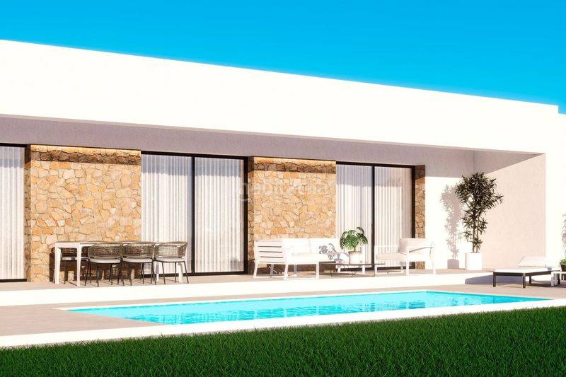 Foto fc5b7ed1-441f-4934-aab0-d9f6623db57d. Casa en avenida de granada en balcón de Finestrat-terra marina Finestrat