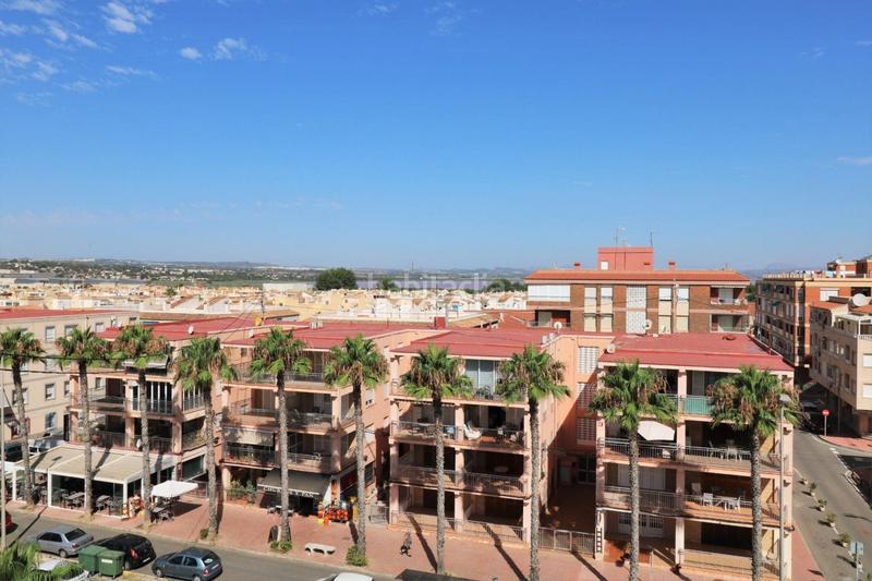 Foto d1146f4d-021f-4671-bcbd-f772909267d6. Penthouse in n/a in Playa de los Náufragos Torrevieja