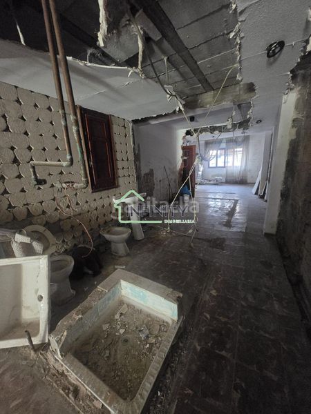 Foto 6e990ec8-e4b5-458e-b268-14612a7ff29c. Planta baixa a Corea Gandia