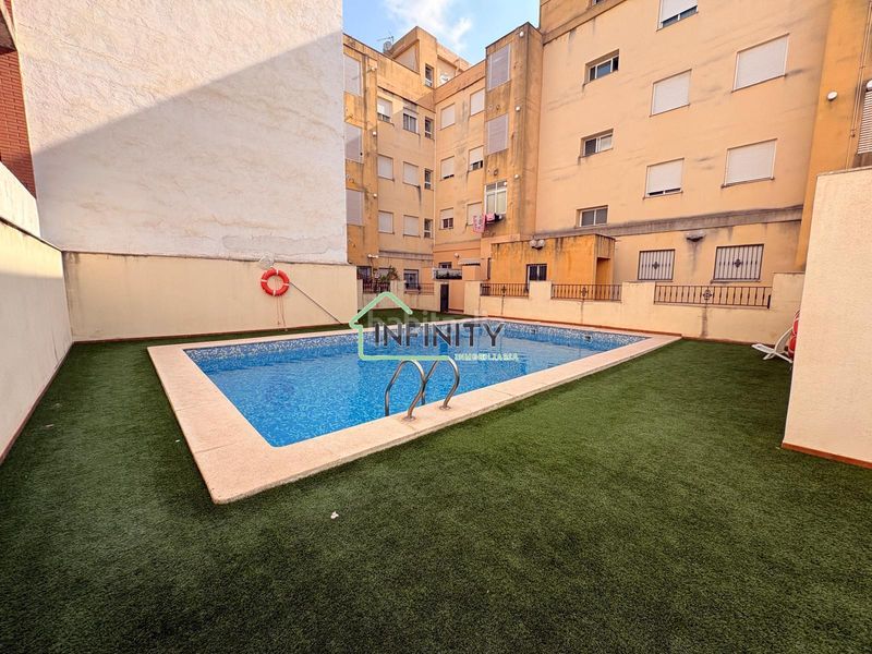 Foto e7c97fa9-f517-47b0-a039-b8b94e7572df. Pis amb piscina a Font d´en Carròs (la)