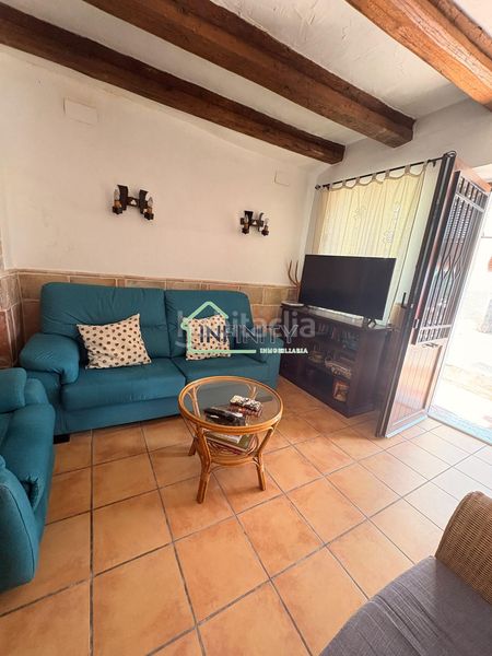 Foto c81b4ab8-38b9-49ae-9e94-5a527218ce10. Casa amb calefacció a Font d´en Carròs (la)