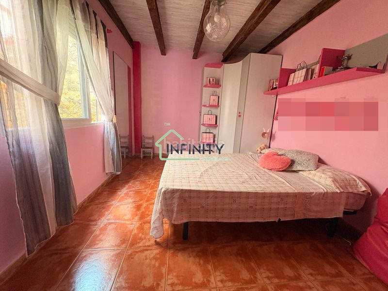 Foto bd3cd585-e471-43c6-8325-39a279bcd069. Casa amb calefacció a Vilallonga / Villalonga
